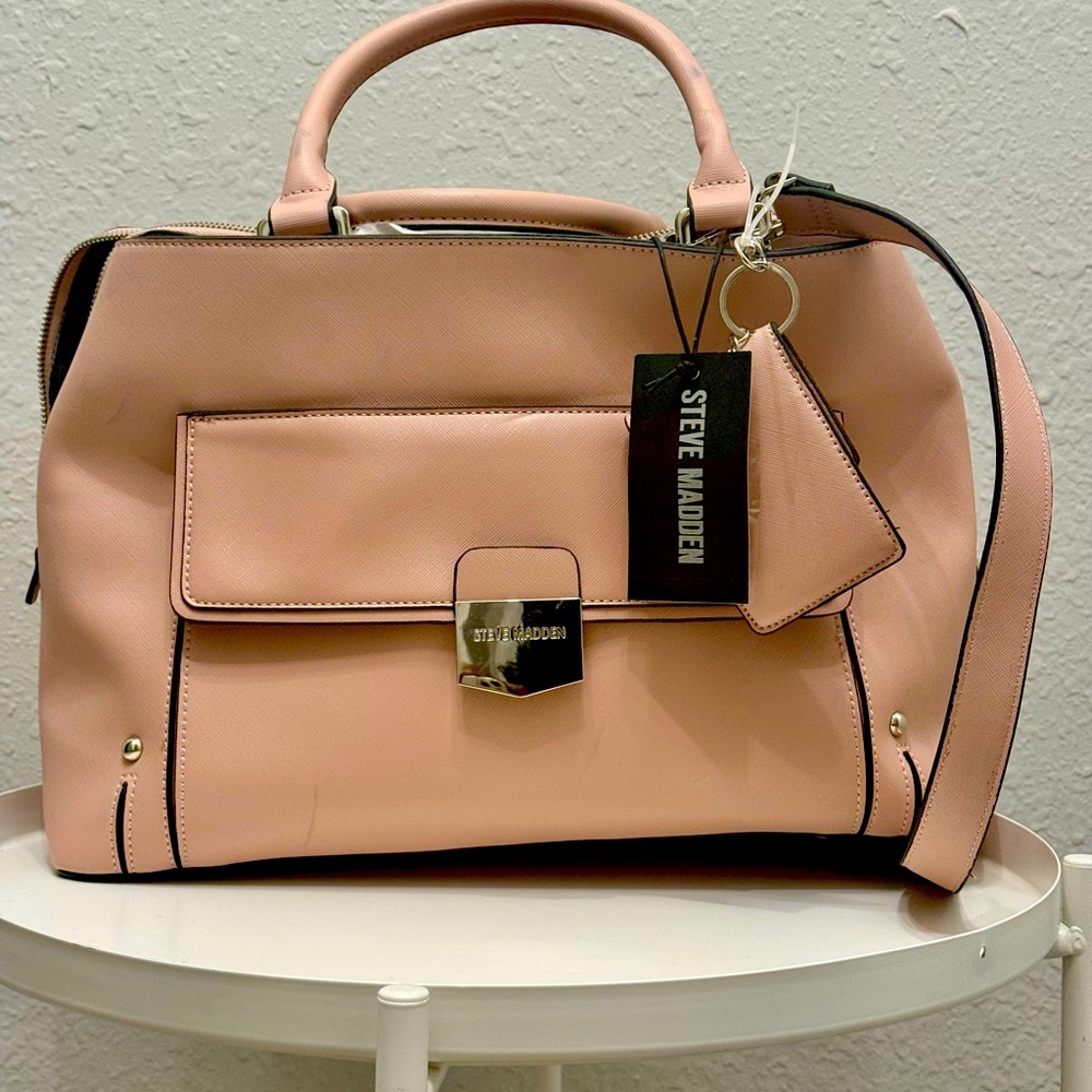 Steve madden bag 
Bdelta blush